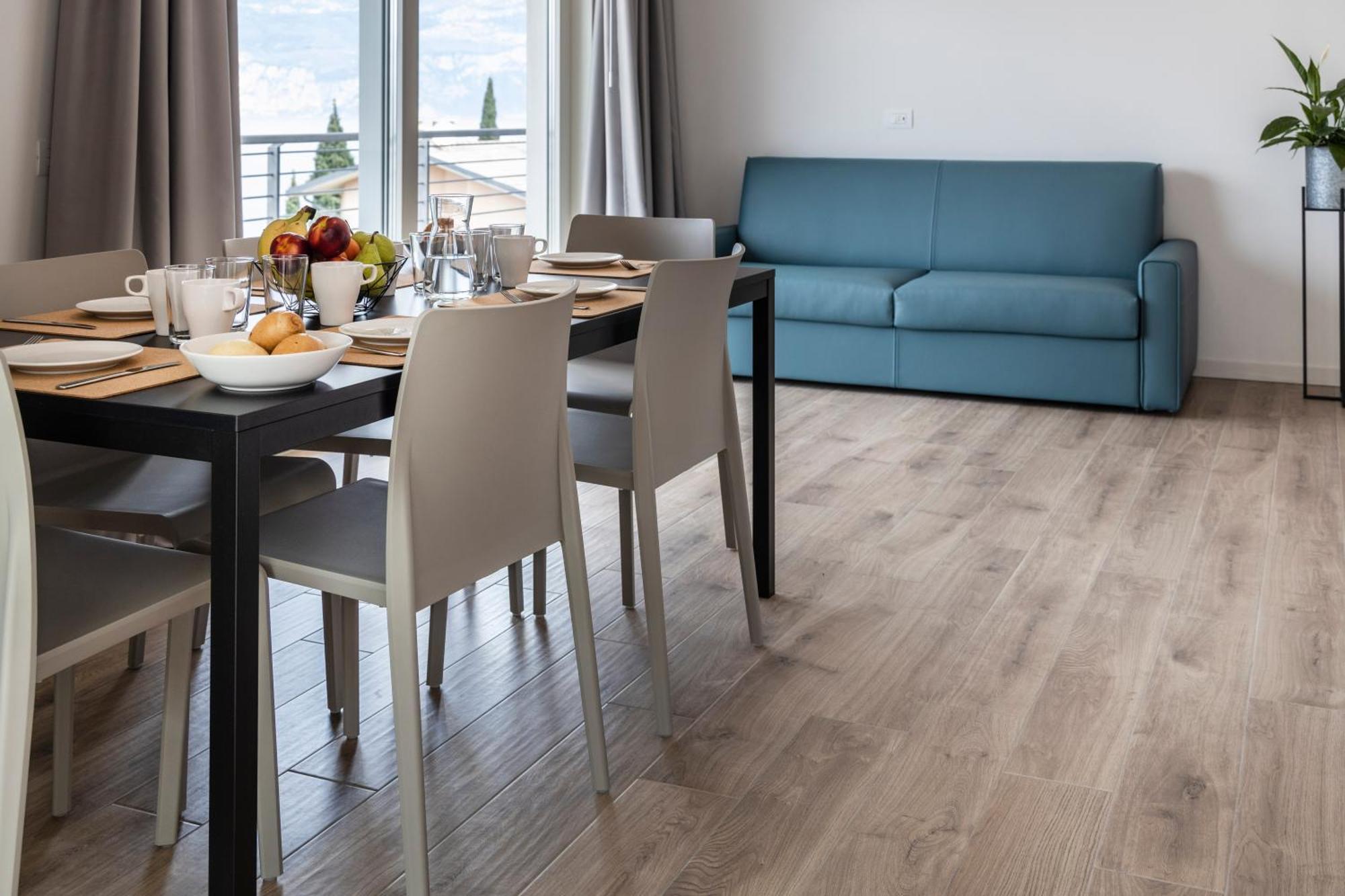 Residence Solei Classic & Plus Brenzone sul Garda Exterior photo