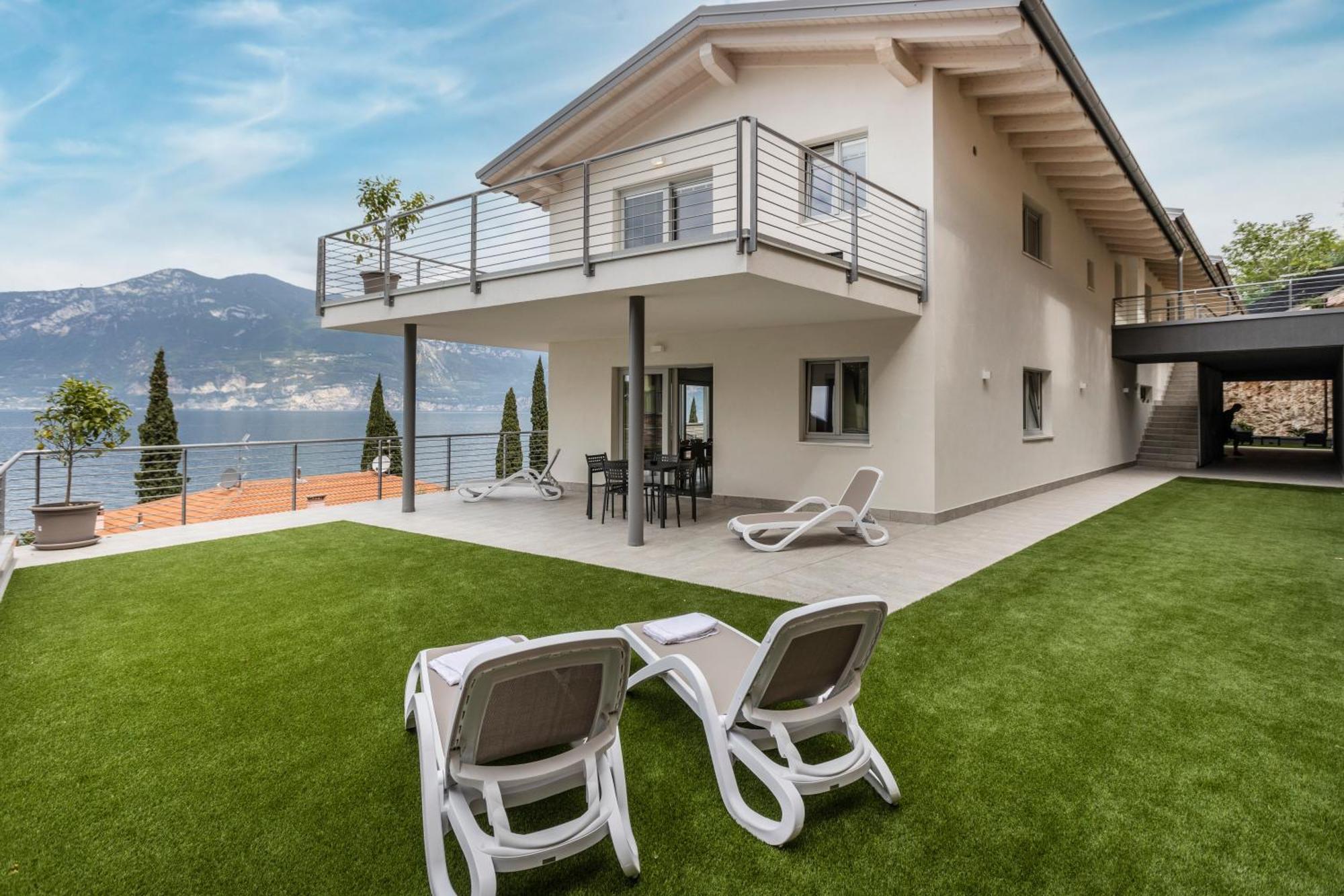 Residence Solei Classic & Plus Brenzone sul Garda Exterior photo