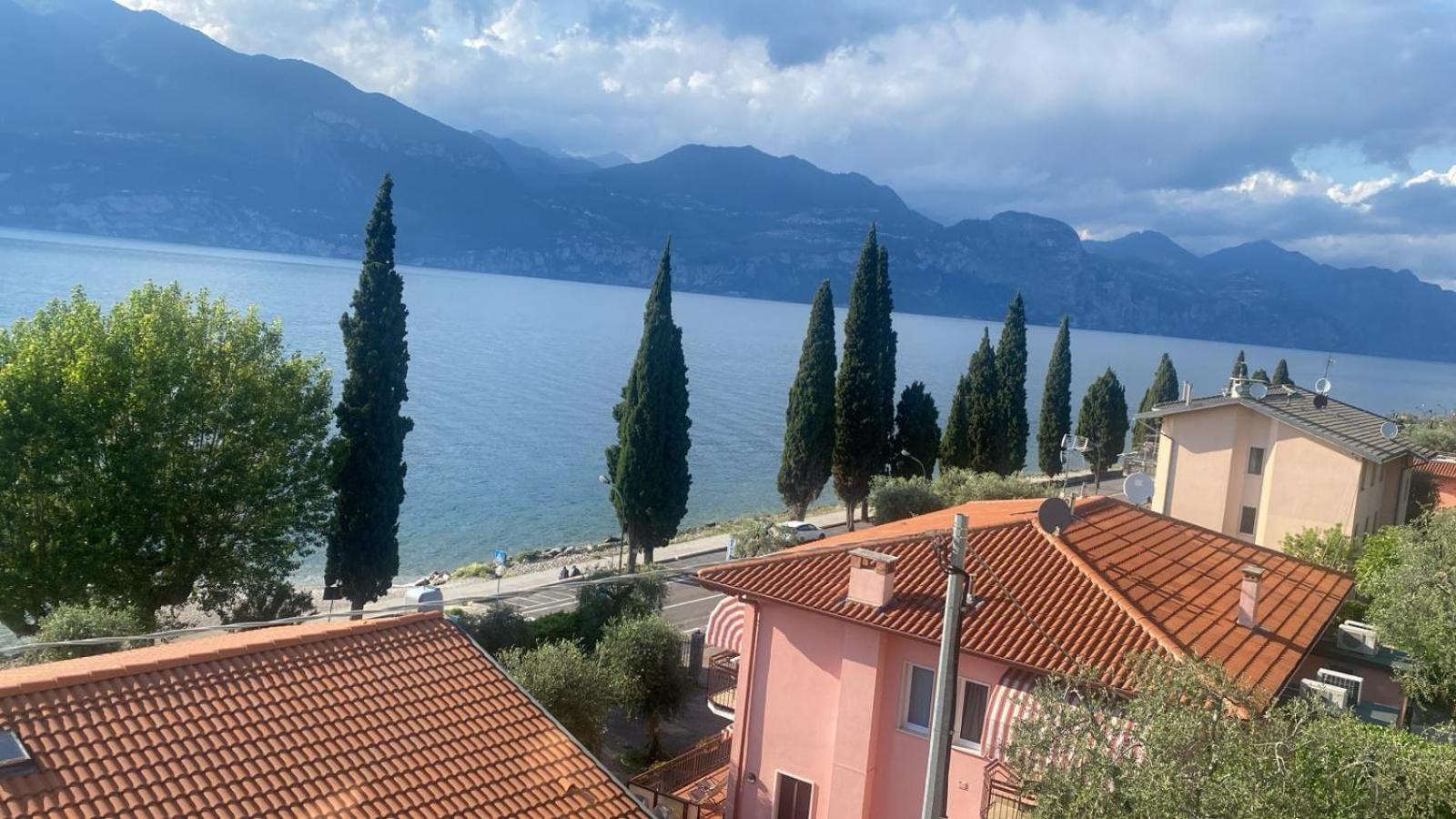Residence Solei Classic & Plus Brenzone sul Garda Exterior photo