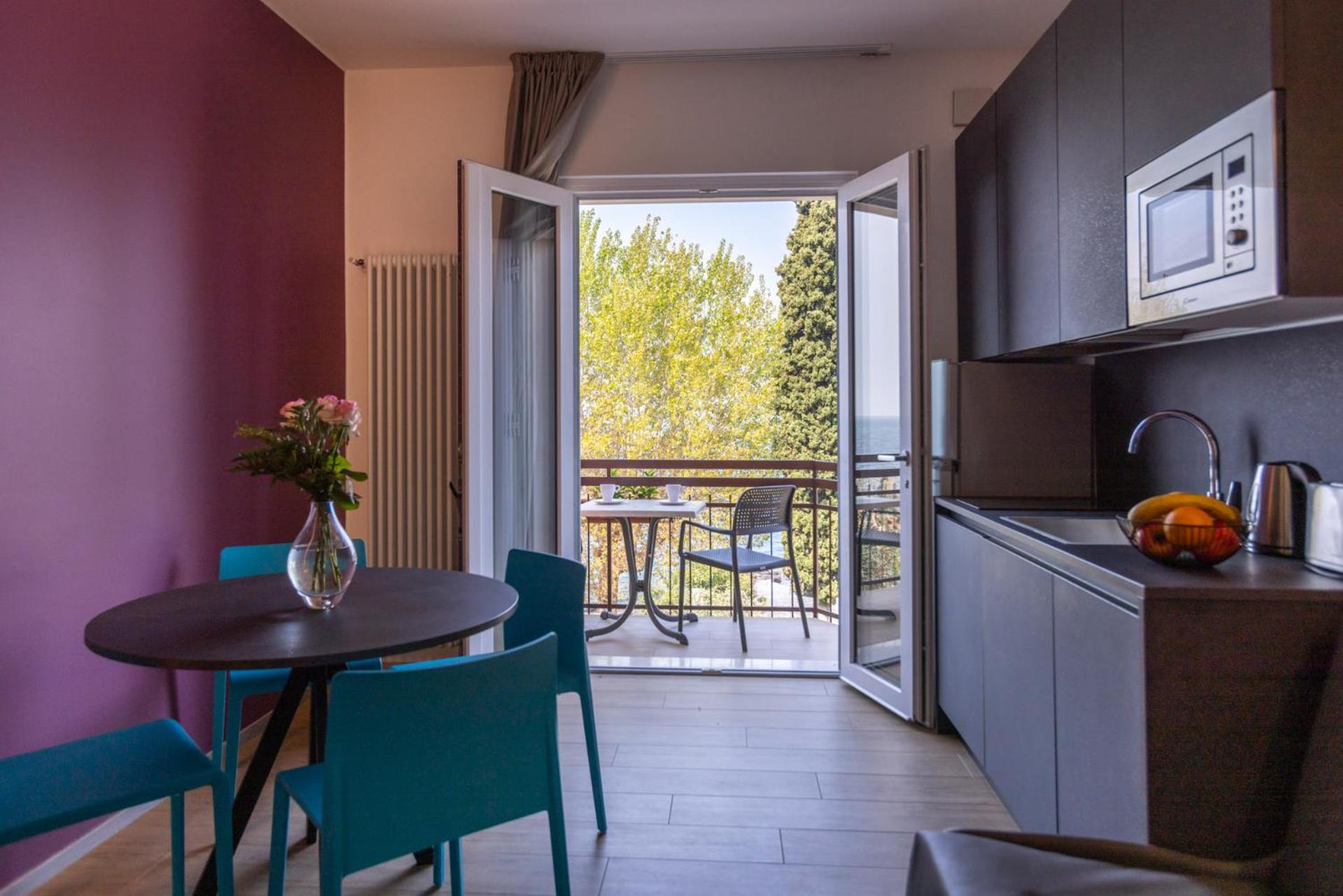 Residence Solei Classic & Plus Brenzone sul Garda Exterior photo