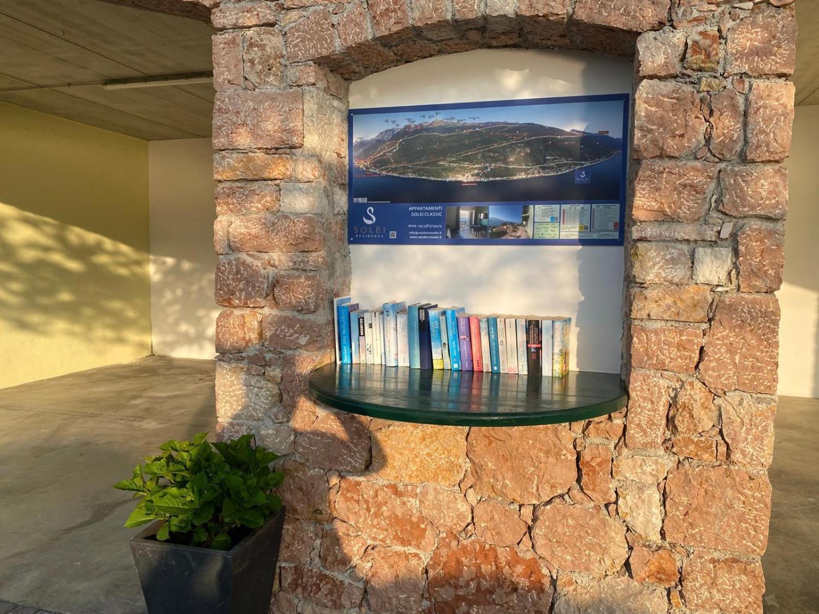 Residence Solei Classic & Plus Brenzone sul Garda Exterior photo